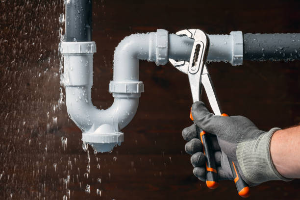 Professional Gas Line Repair technician working in Buckley, WA